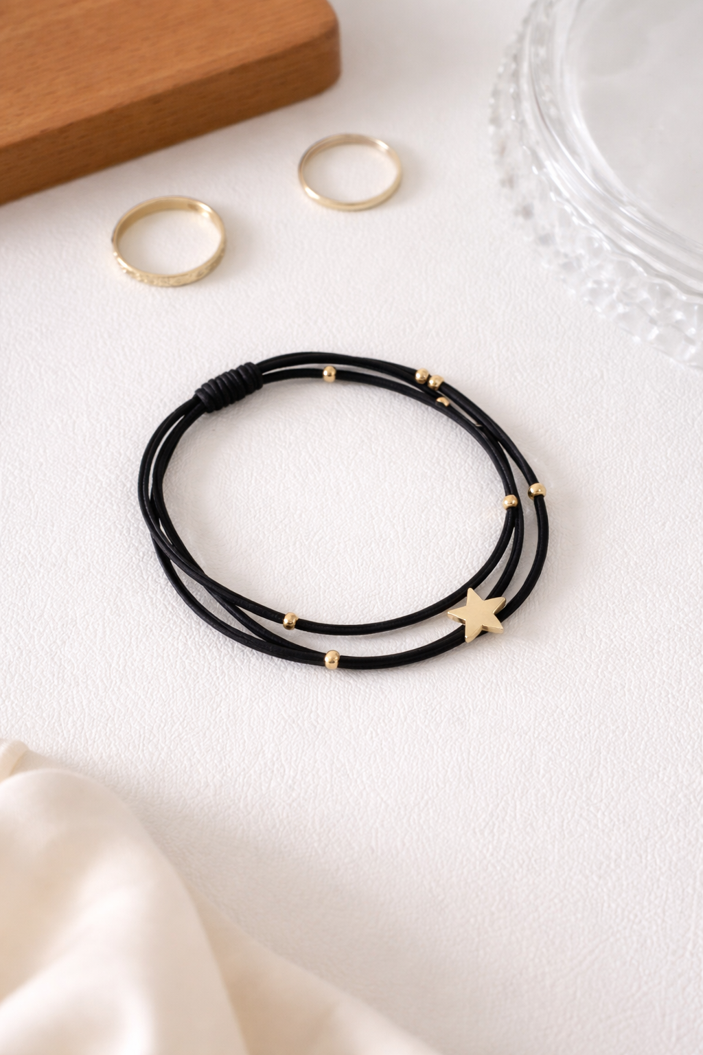 Layered Gold Accent Hair Tie Bracelet – Multi-Strand Elastic (Stacked Style)