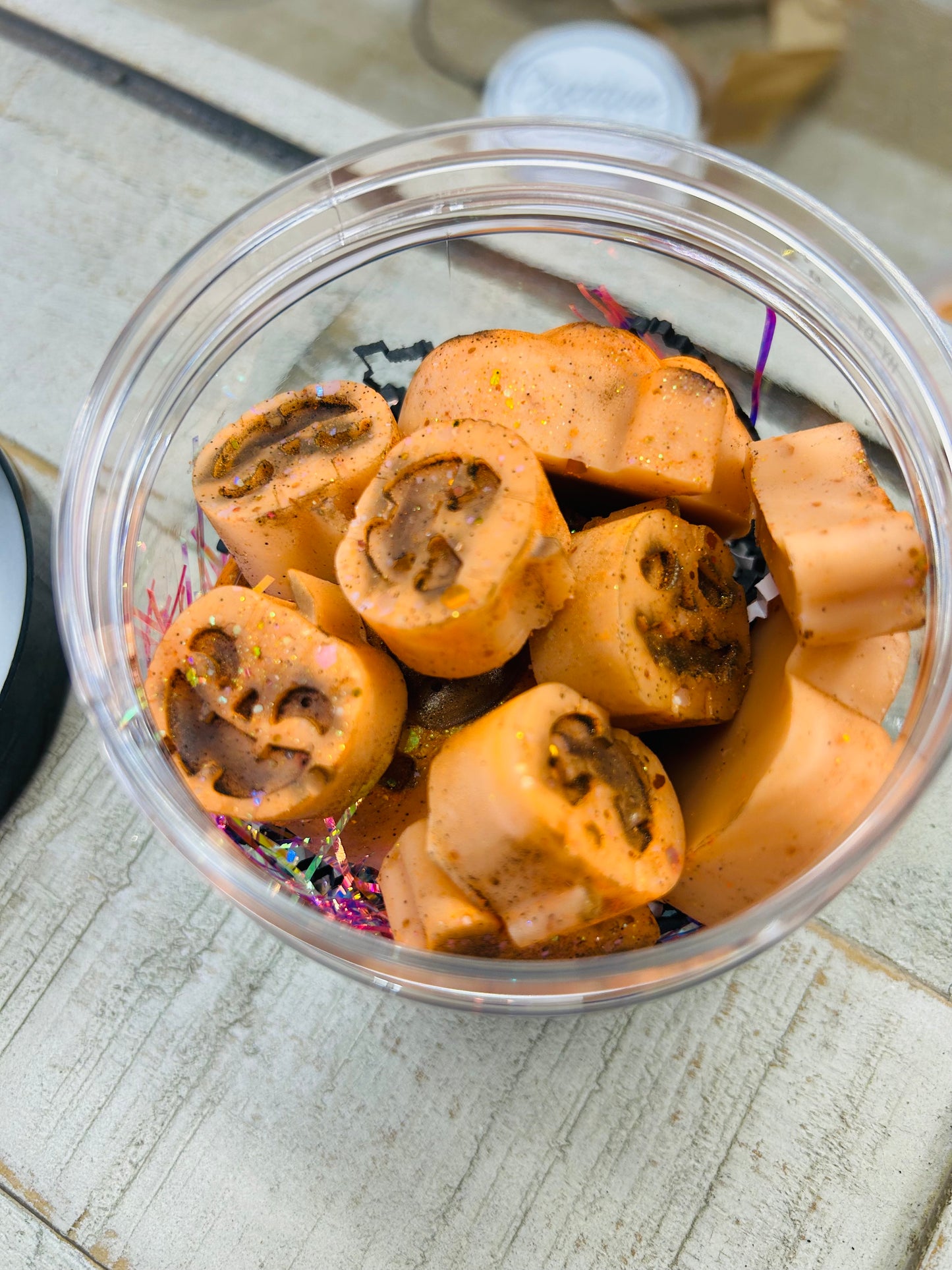 π§ Butter & Bone Wax Melts β The Elegy Season Collection
Soft as butter, brittle as bone.