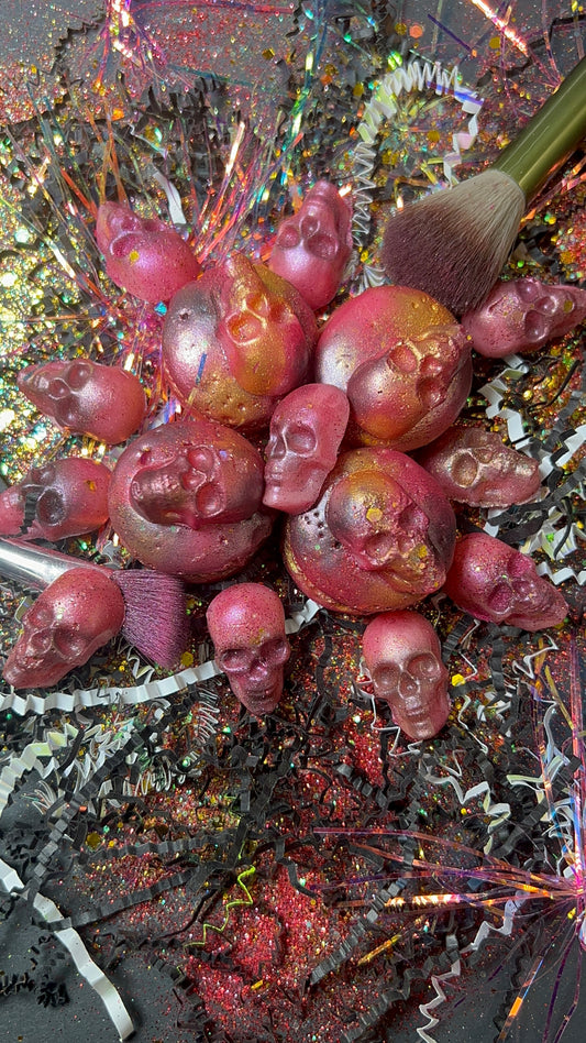 π©Έ Crimson & Curse Wax Melts β The Elegy Season Collection
Temptation always bleeds red.