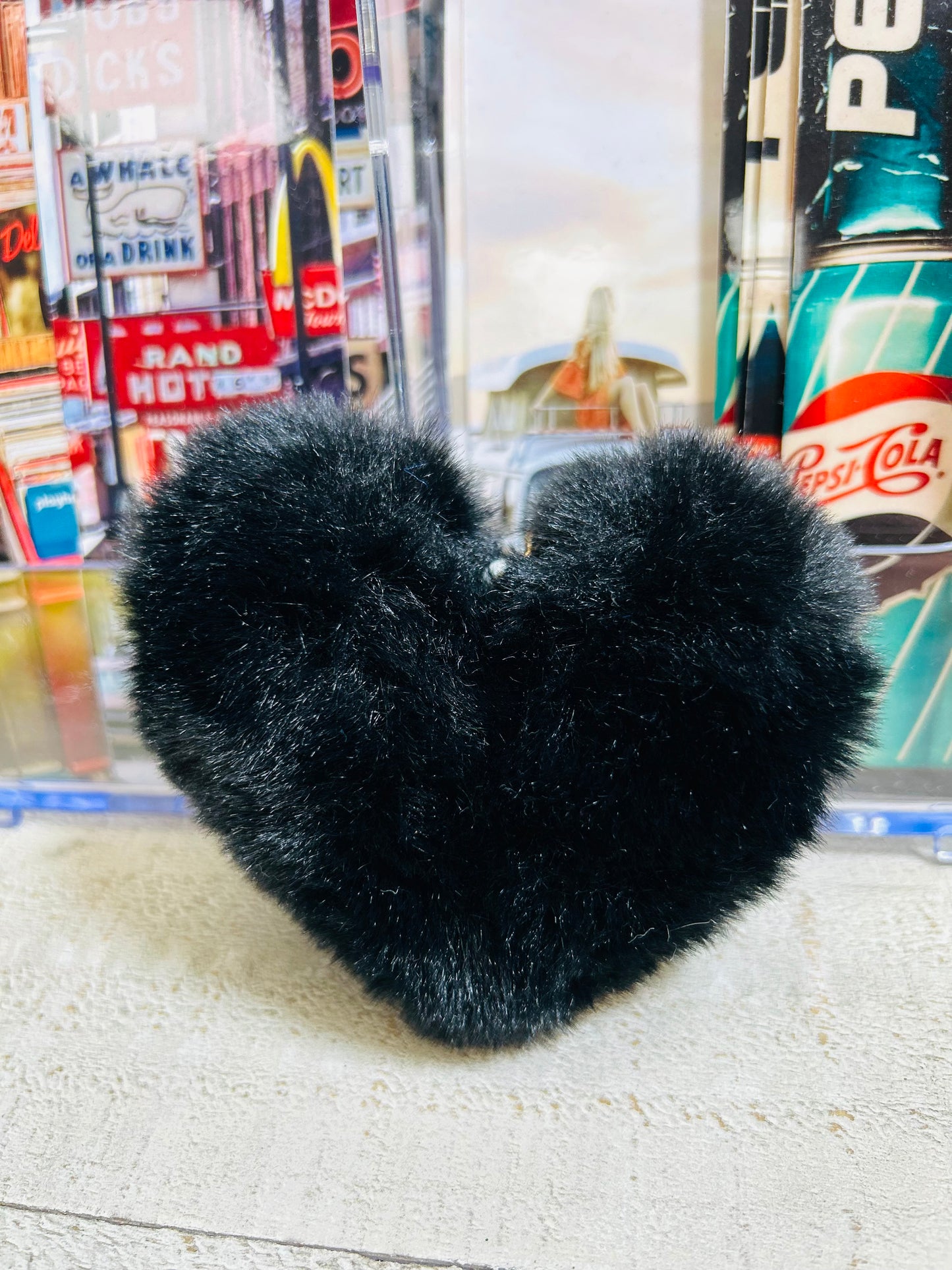 💖 Heart Pom Keychains