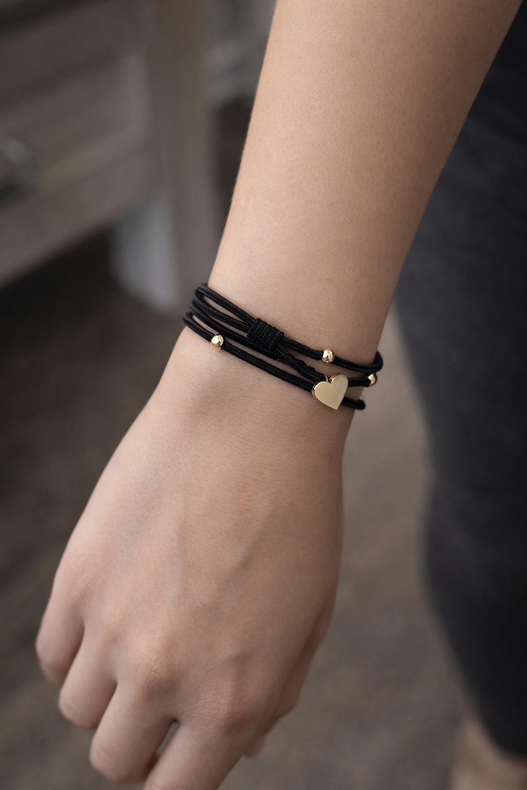 Layered Gold Accent Hair Tie Bracelet – Multi-Strand Elastic (Stacked Style)