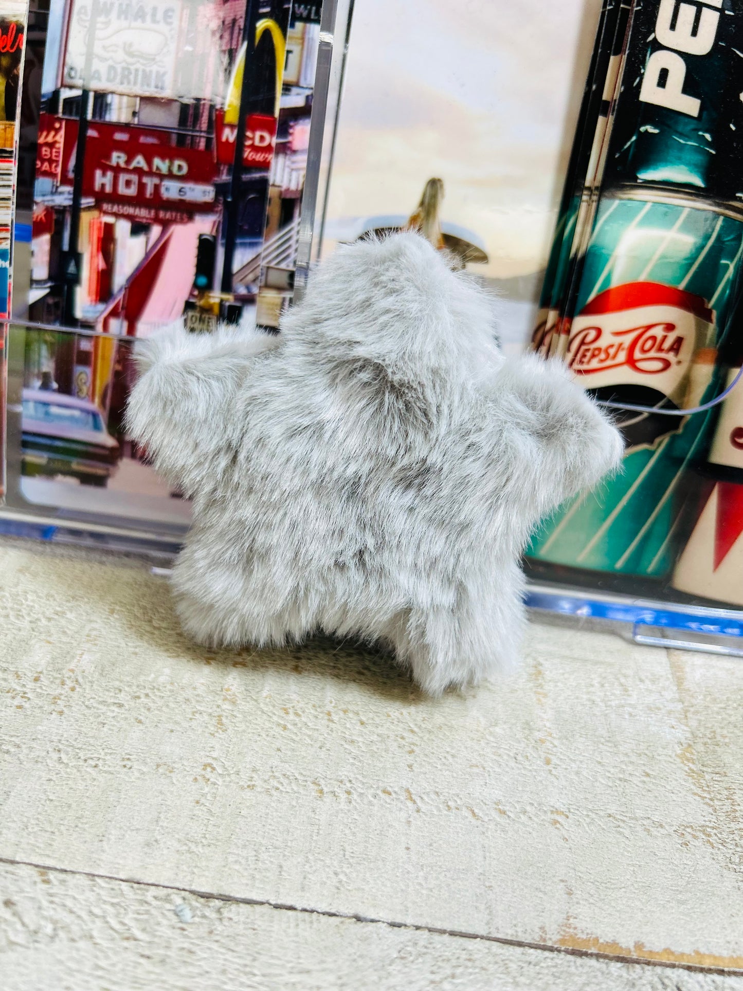 🌟 Starlight Pom Keychains