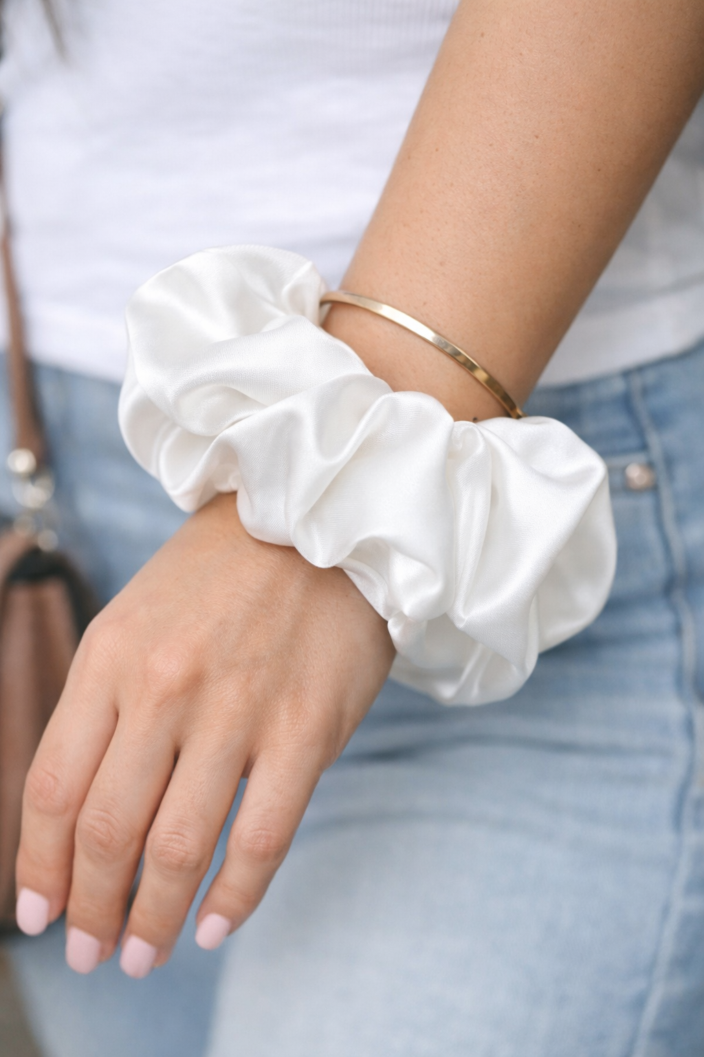 Oversized Satin Scrunchie – Soft Ivory