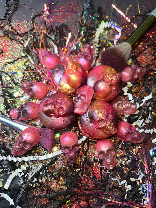 🩸 Crimson & Curse Wax Melts — The Elegy Season Collection
Temptation always bleeds red.